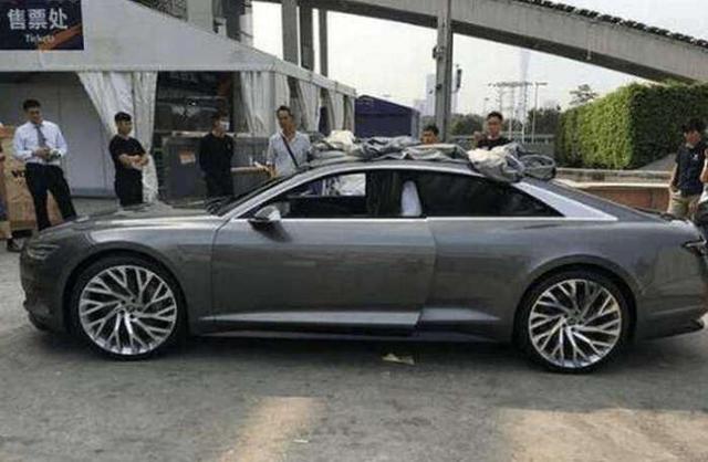 全球首臺奧迪A9進港！不輸阿斯頓馬丁，內(nèi)飾如同飛機頭等艙